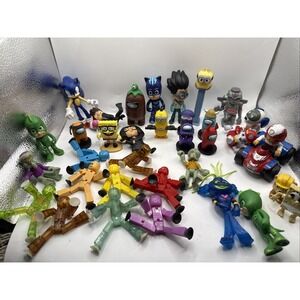 Lot of 34 Action Figures Small Kid Toy Action Stick, Sonic, SpongeBob, Minion